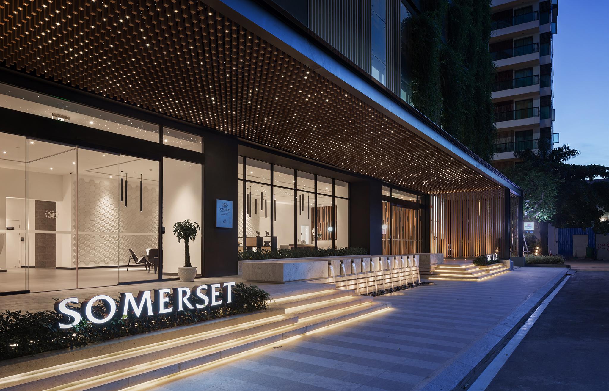 Somerset Norodom Phnom Penh Exteriör bild